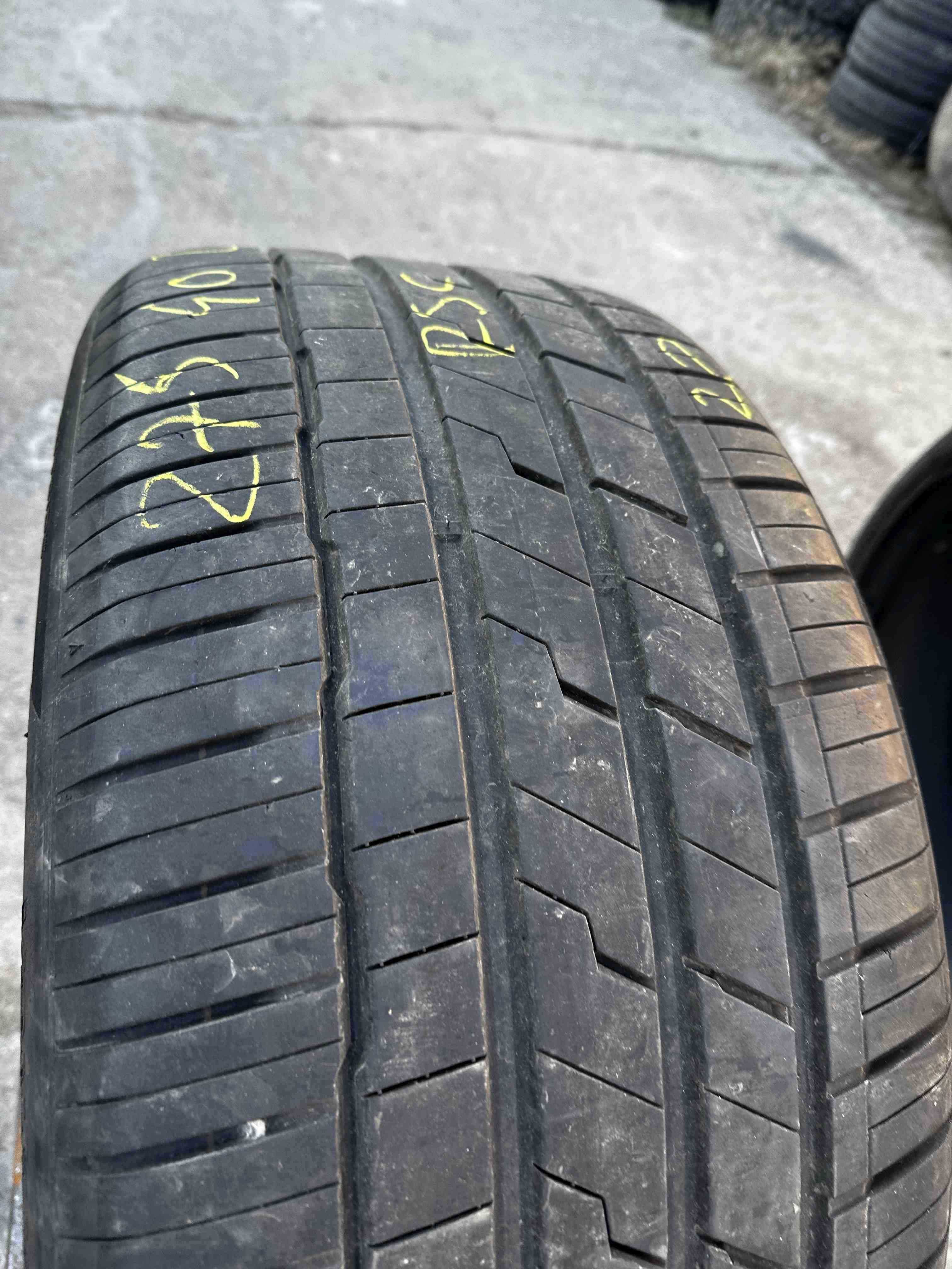 Anvelopa Vara 275/40 R21 HANKOOK Ventus S1 evo 3 - Runflat