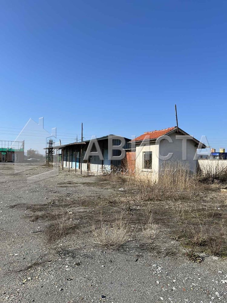 Дава се под наем Склад в Костинброд - 4050 кв.м за 3060 € - Снимка #3