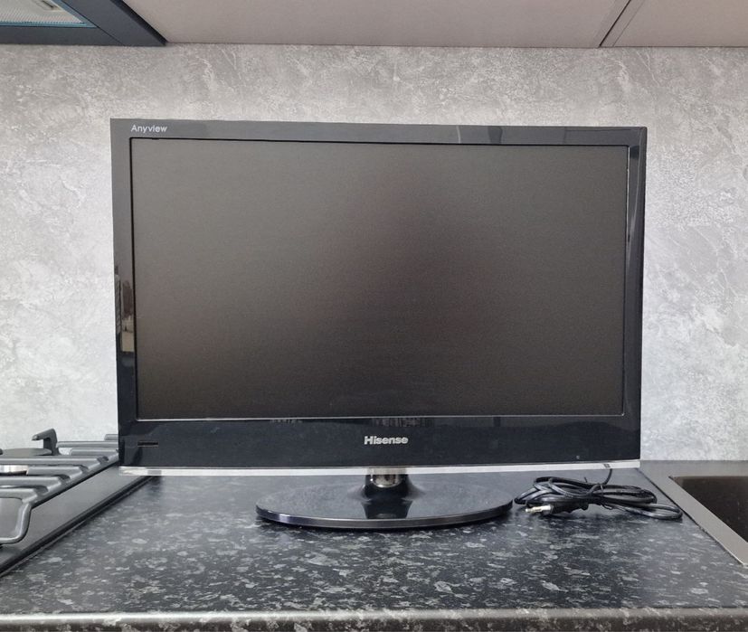 Продам телевизор диагональ 60