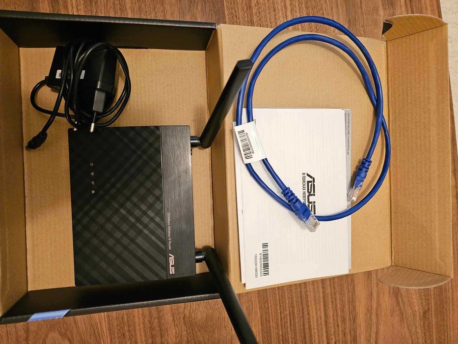 Router Wireless Asus RT-N12+ N300