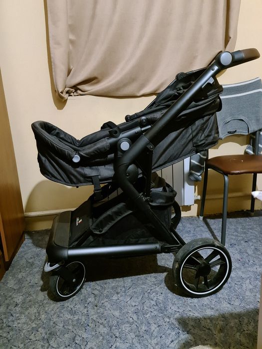 Продам Skillmax детскую коляску