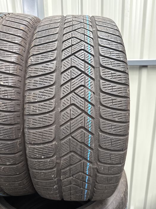 Anvelope de iarna 255/40 R21