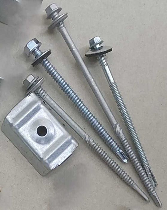 Șurub autoforant pt panou sandwich 5.5/6.3*62 mm