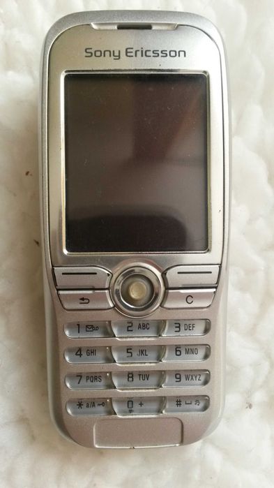 Tel Nokia 2720 & 113, Samsung S3100 Pink, Siemens & Sony Ericsson