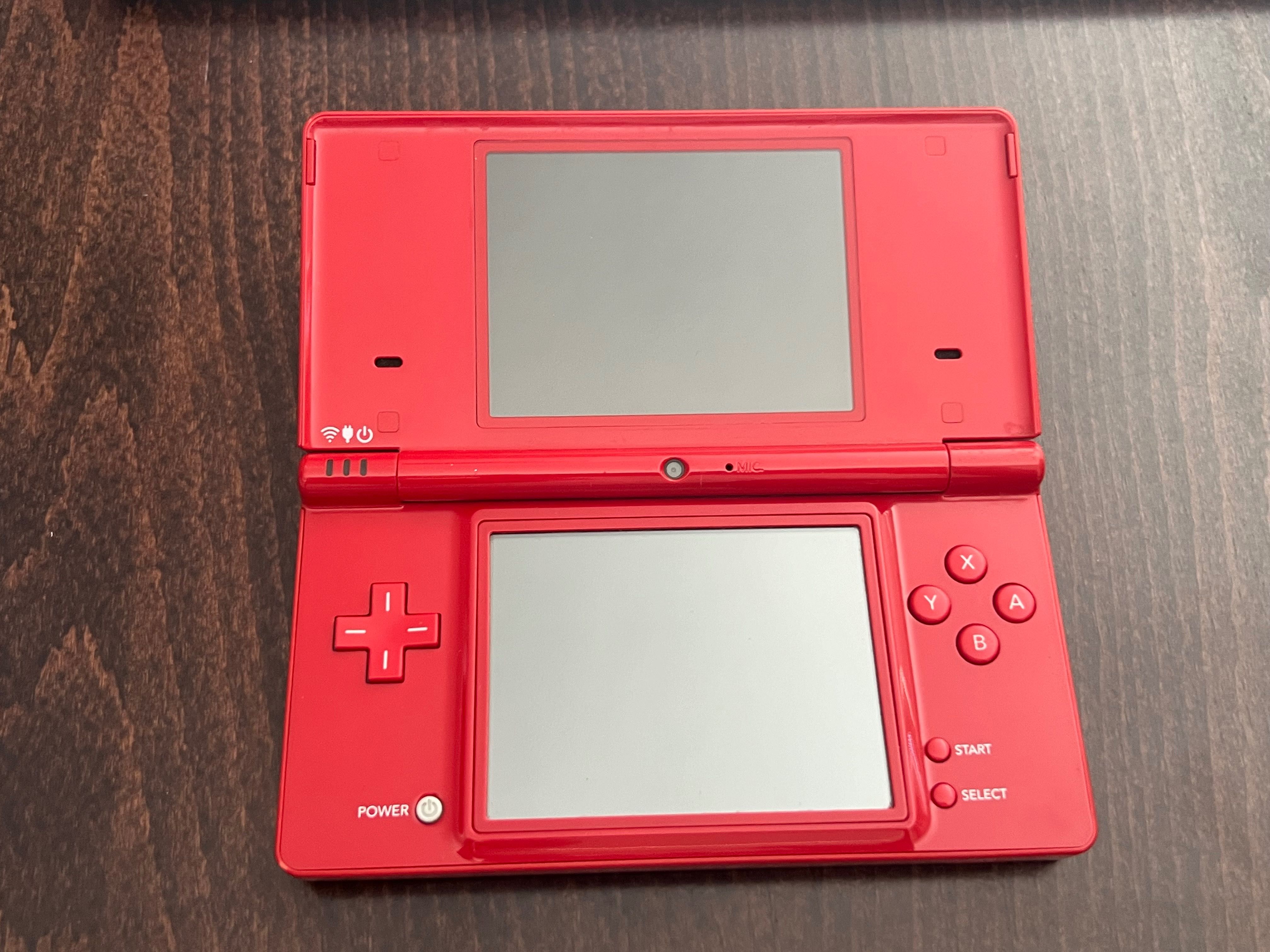 Nintendo DSi конзола
