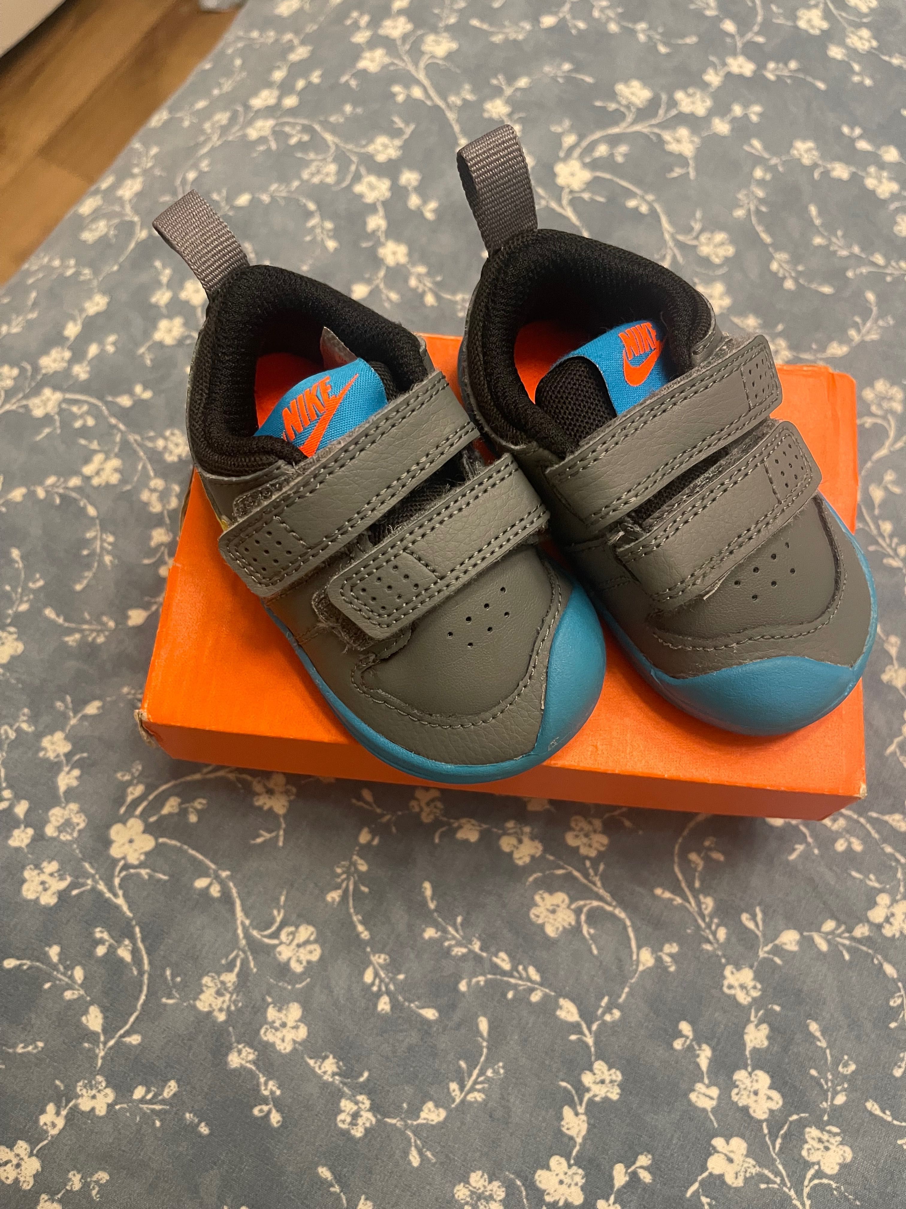 Nike обувчици като нови