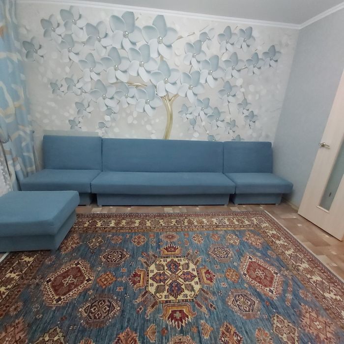 Мягкий уголок в очень хорошем состоянии