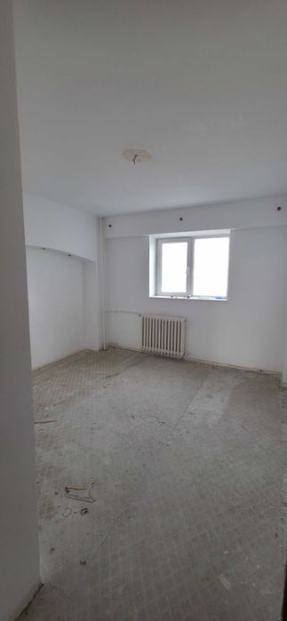 Apartament 2 camere de vânzare – Zona Trocadero, Constanța