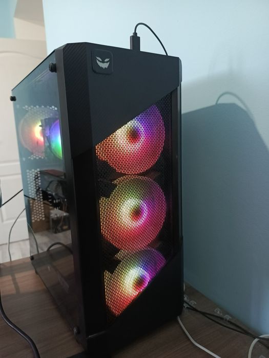 Продам системник с монитором и девайсами