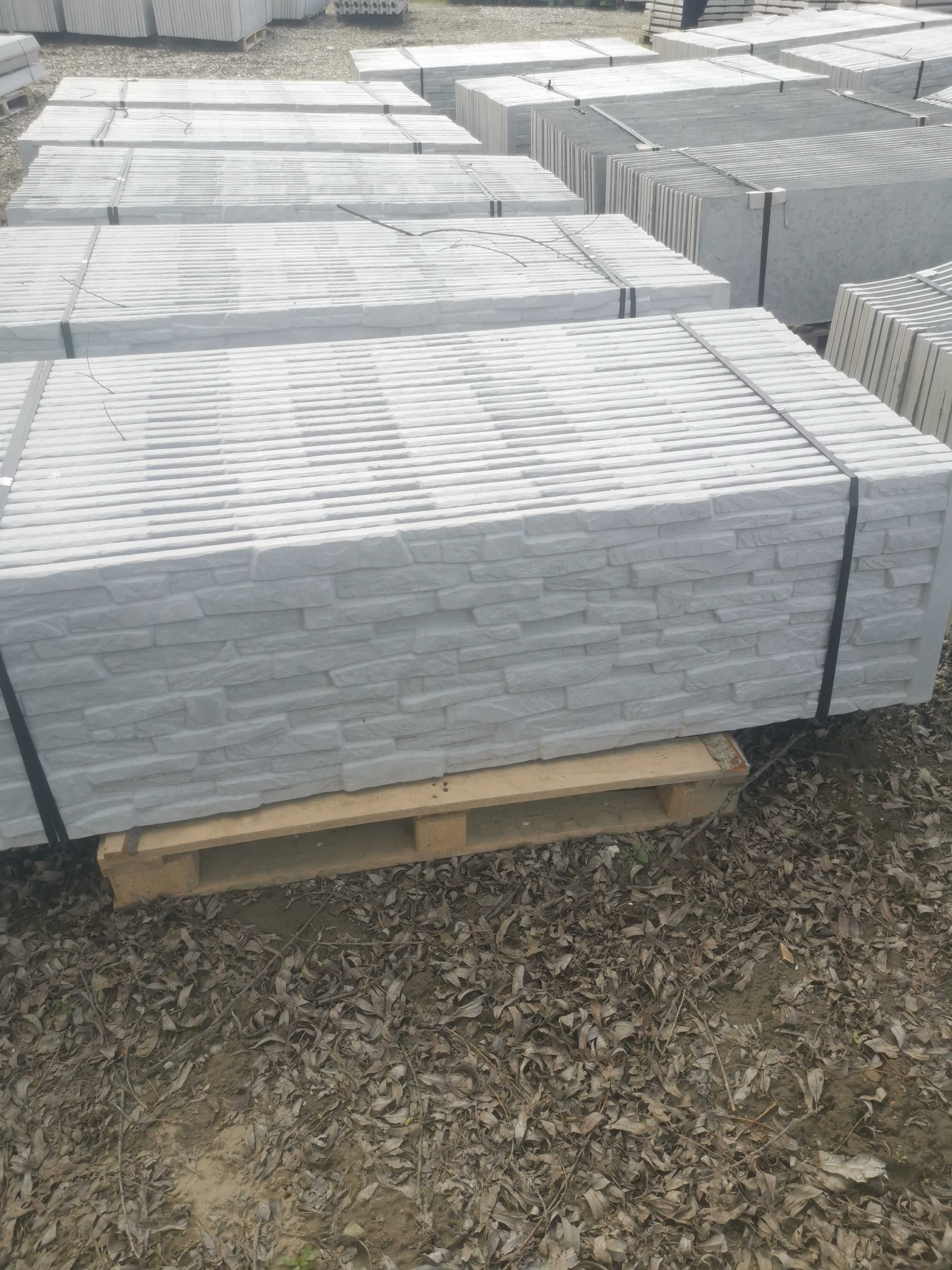 Gard beton plăci stâlp Brașov ofertă până în data de 08.06.2024