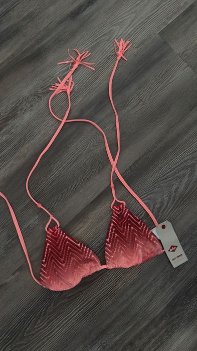 Sutien pentru costum de baie Lee Cooper