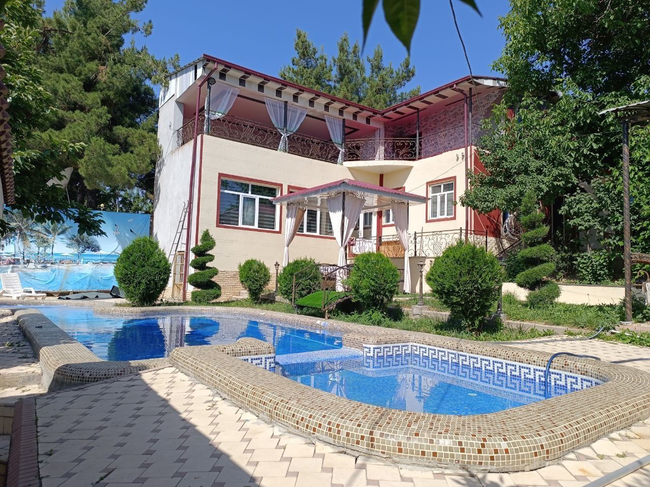 срочно продается дача в чарваке бочка
