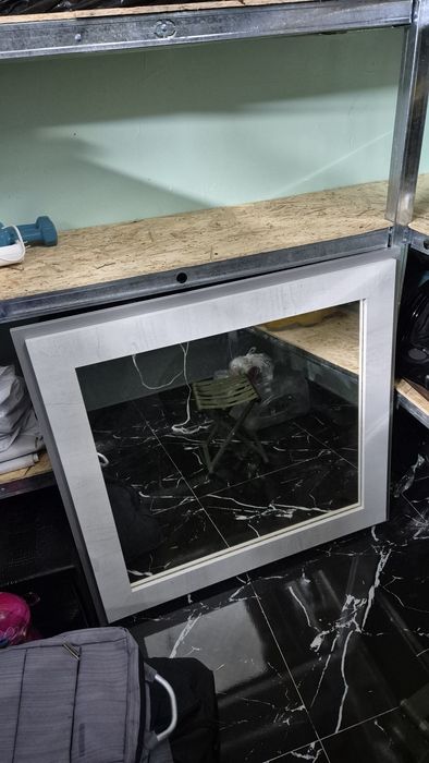 Продам зеркало квадратное 93×87