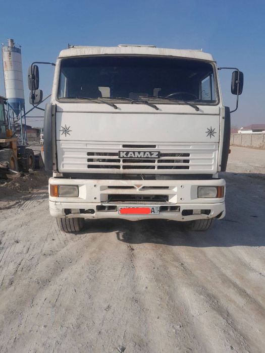Камаз 2018 газда холати яхши ишлаб турипти срочно сотилади