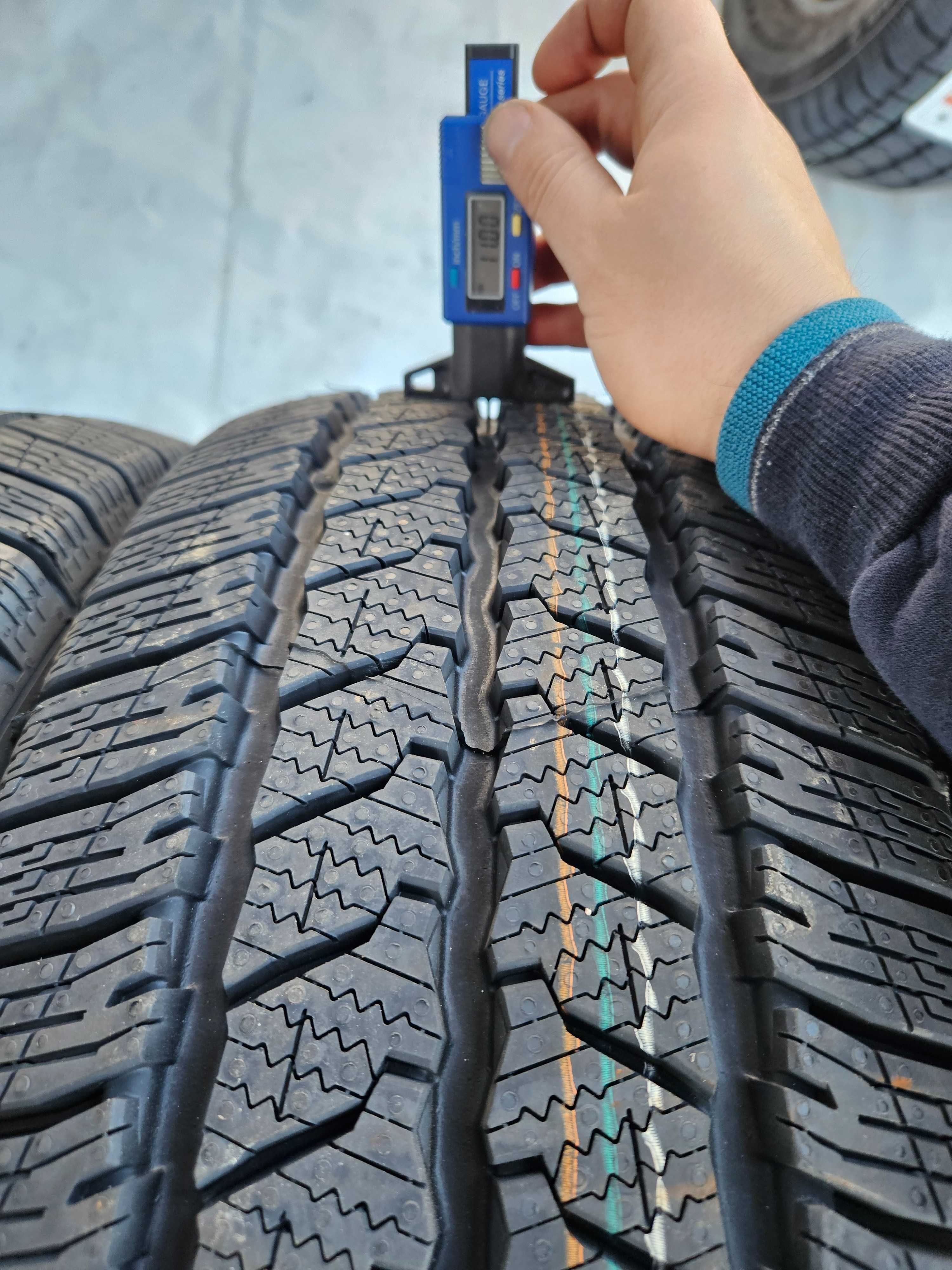 4 Нови бусови зимни гуми 225/65R16C Continental VanWinter DOT4024