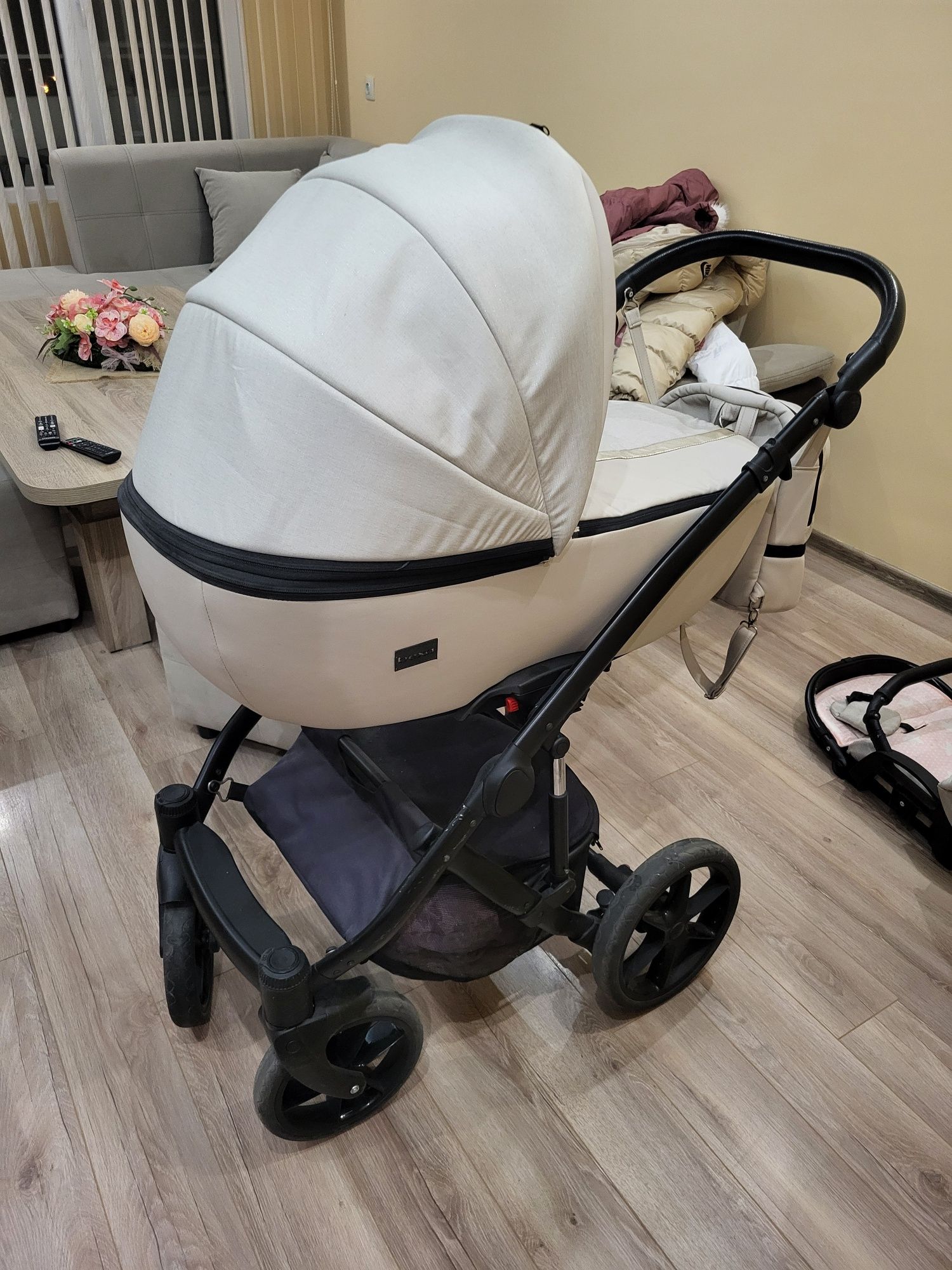 Бебешка количка BEXA Air Beige 2в1