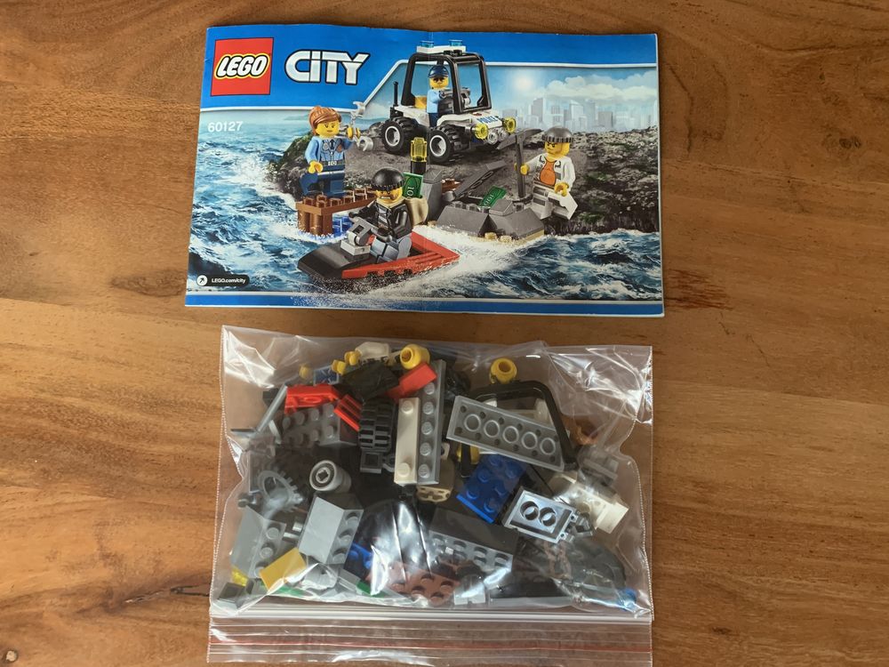 LEGO City 60127 - Стартов комплект –  Затворнически остров