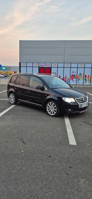 Vw Touran 2010 pachet R Line motor 2.0 170 cp