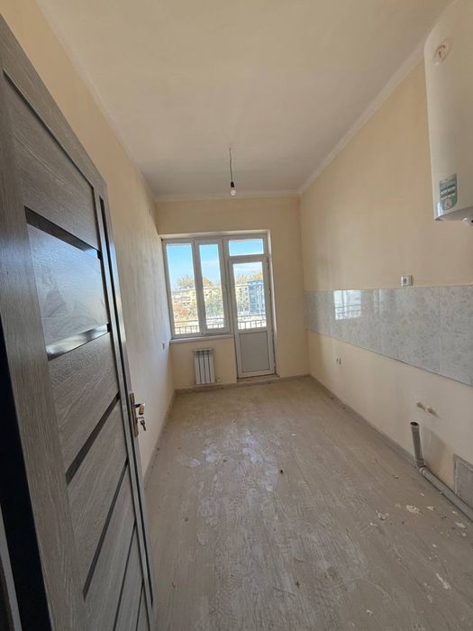 Чирчик шахар 2 микро район Янги Узб Навастройка Нархи 30.000$ Наличка