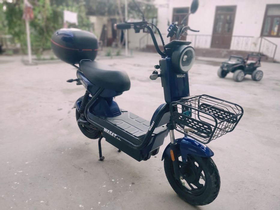 Skuter sotiladi srochna