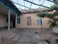 Qibray tumanida hovli sotiladi