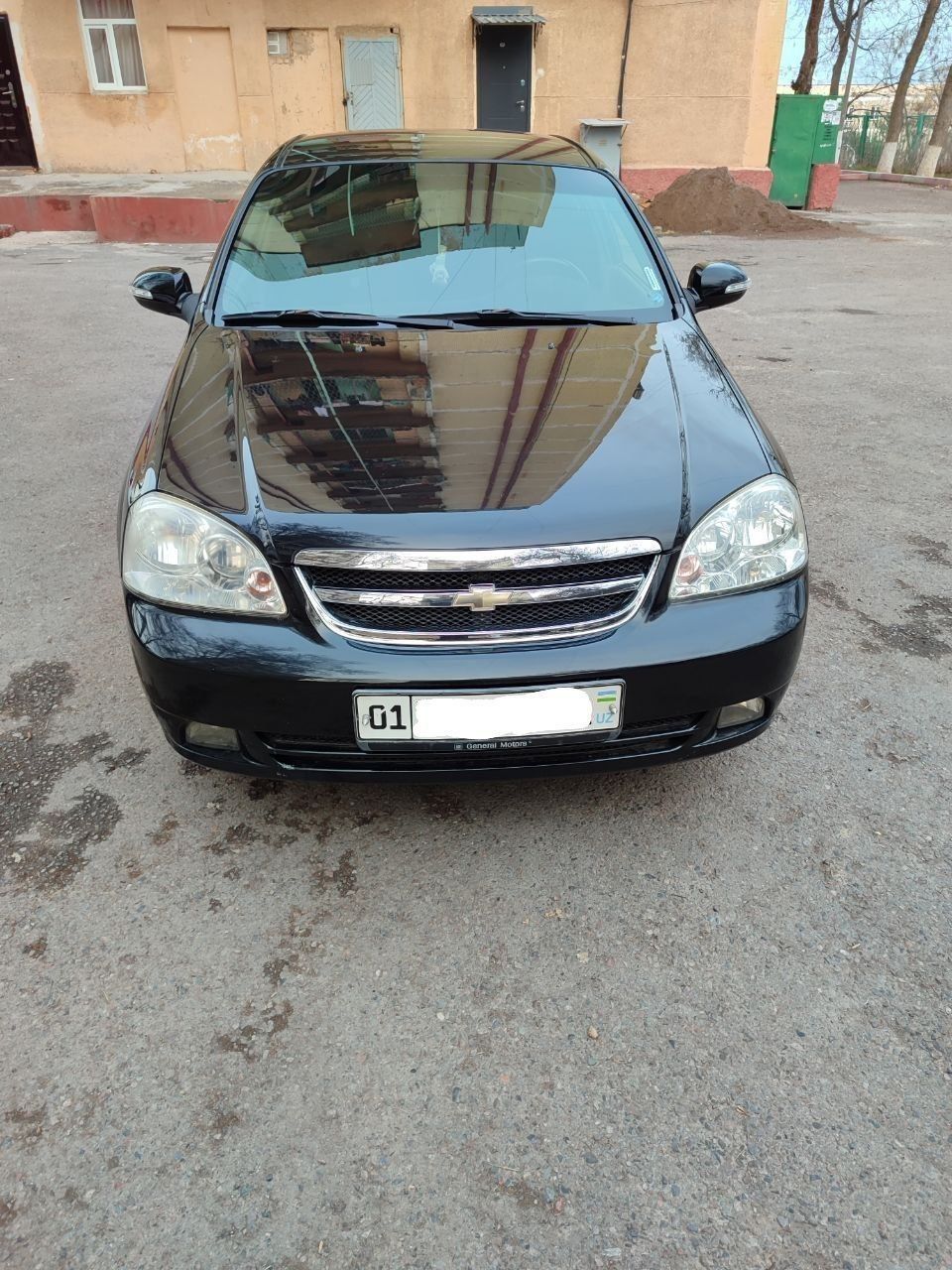 Машина Chevrolet Lacetti 2 позиция