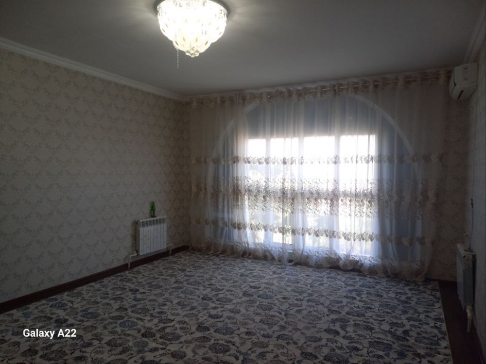 Kvartira sotiladi, Квартира сотилади