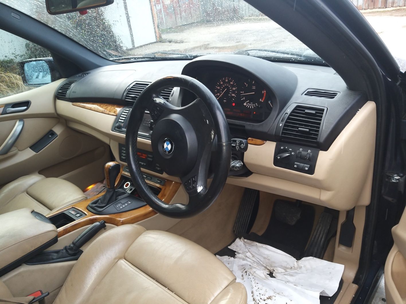 На части БМВ Х5 Е53/BMW X5 3.0D 218k.c