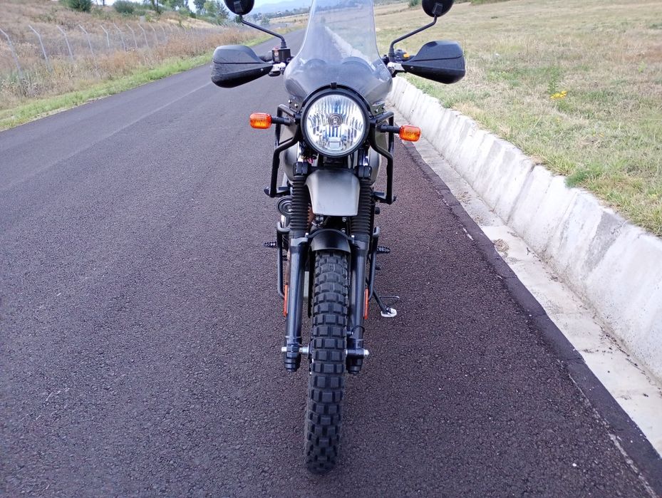 Royal endfield himalayan A2