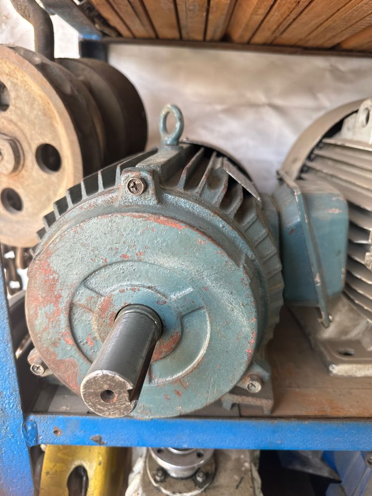 Eliktirodivgetil 0.37 kv dan 200 kv dacha sotamiz olamiz