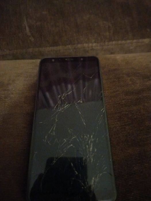 Продам телефон самсунг а7