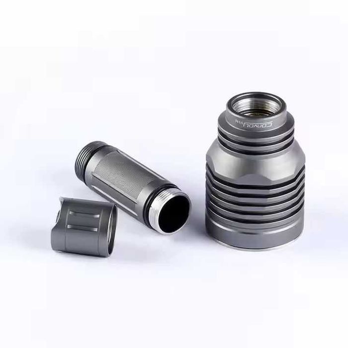 Convoy M21C cu Led SFT40 de 2000-Lumeni - 900m