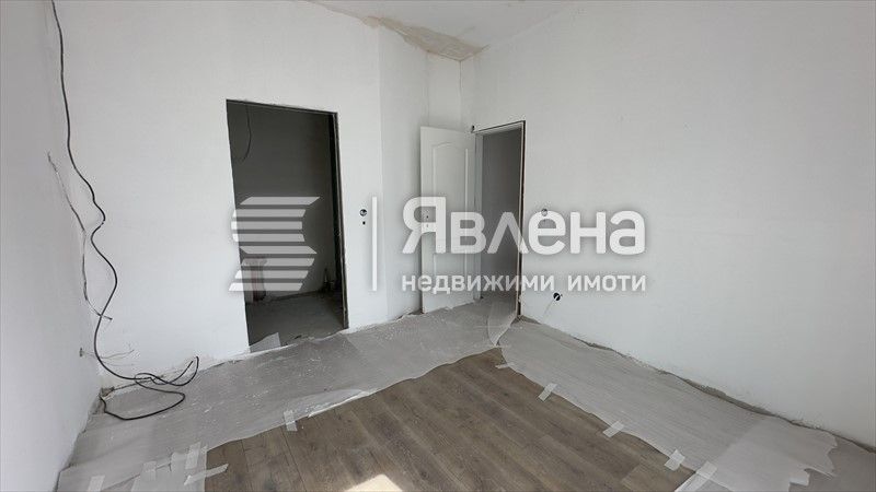 Тристаен апартамент