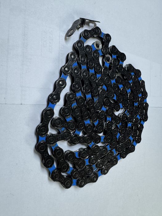 Lant KMC DLC12 Chain Negru-Albastru