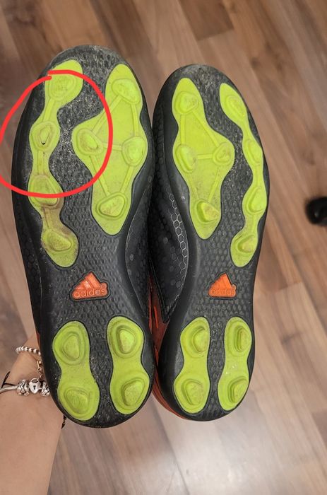 Ghete de fotbal cu crampoane, mar. 35, 38