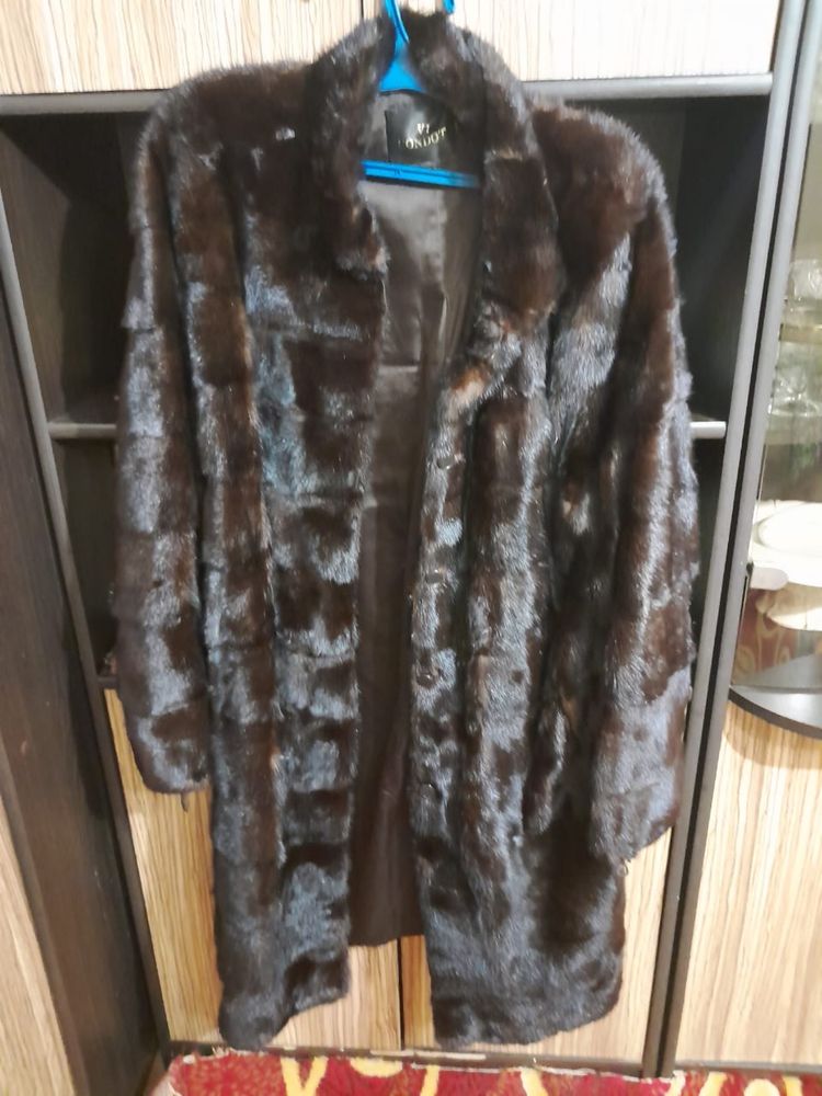 Продам эмиратскую шубу срочно