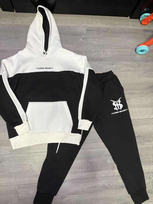 Trening Made By Society