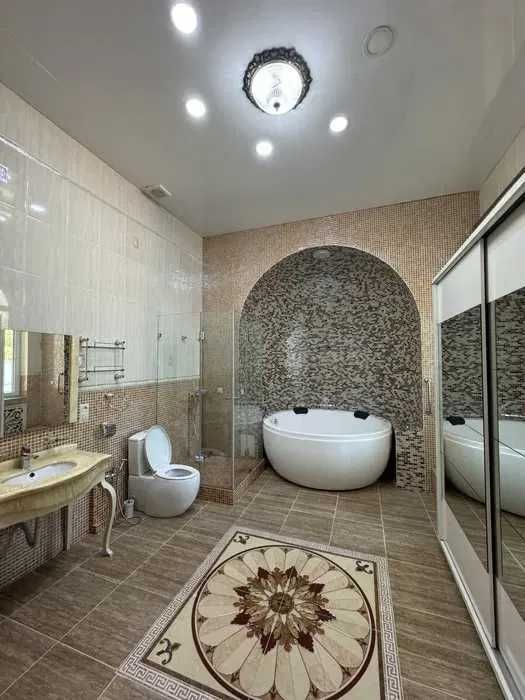 Аренда роскошного дома в элитном районе