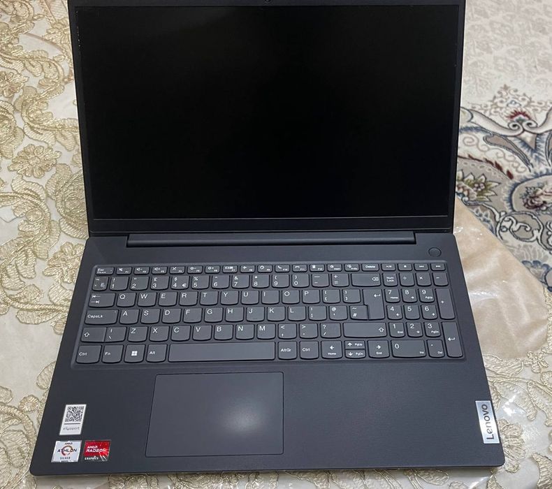 Lenovo,  Lenovo V15 G4, 8/256