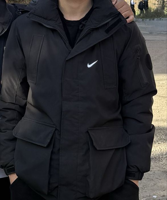 Зимный куртка черный