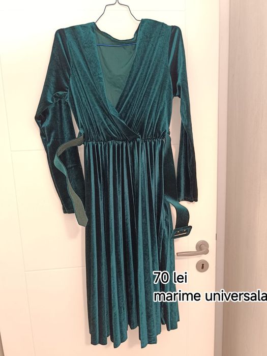 Vând rochii elegante