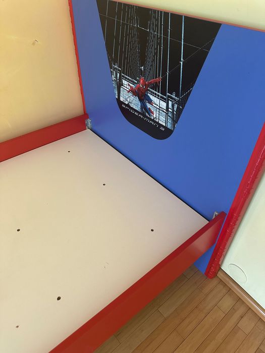 mobila pentru copii spiderman