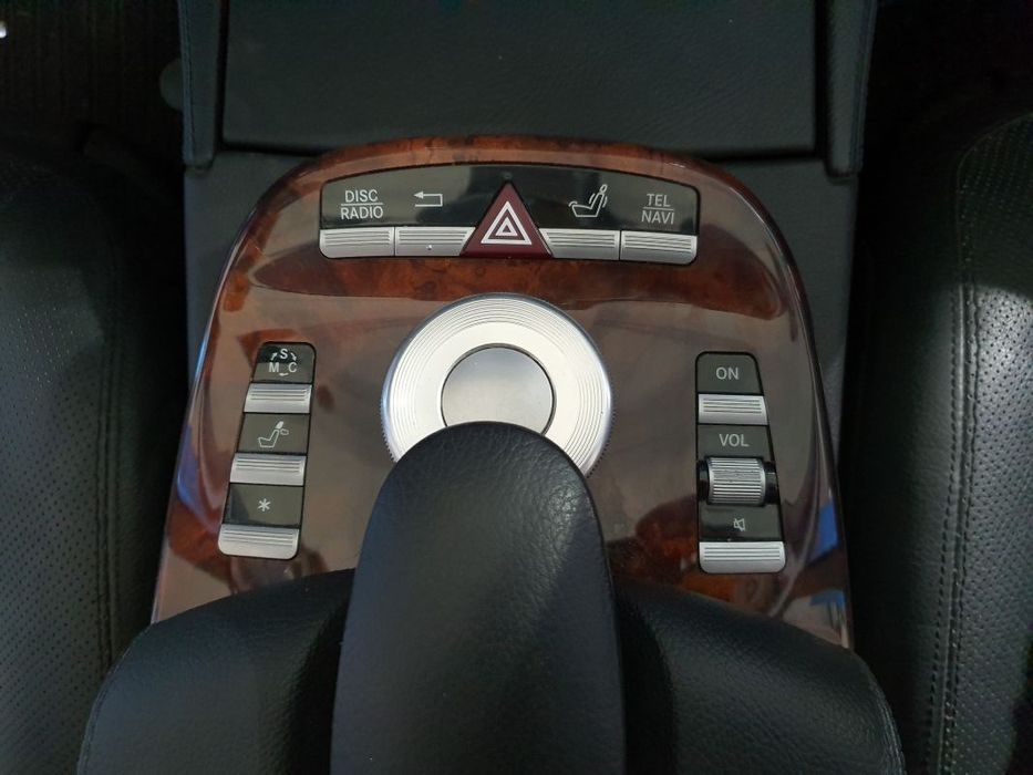 CONSOLA MULTIMEDIA  MERCEDES S CLASS W221