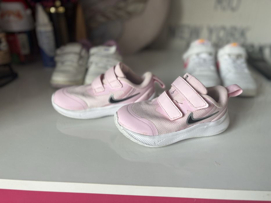 Розови рънарки Nike 23,5