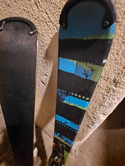 Salomon ski FireFLy 136