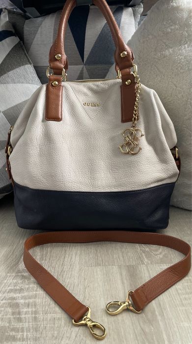 Чанта Guess-естествена кожа