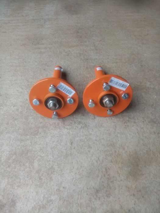 Butuci remorci căruțe 4 prezoane