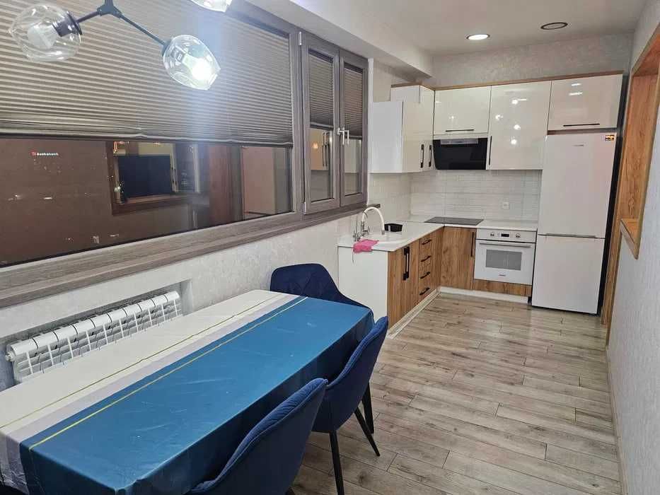 Светлая 3-комнатная квартира в банковском доме, Миробод | 85 м²