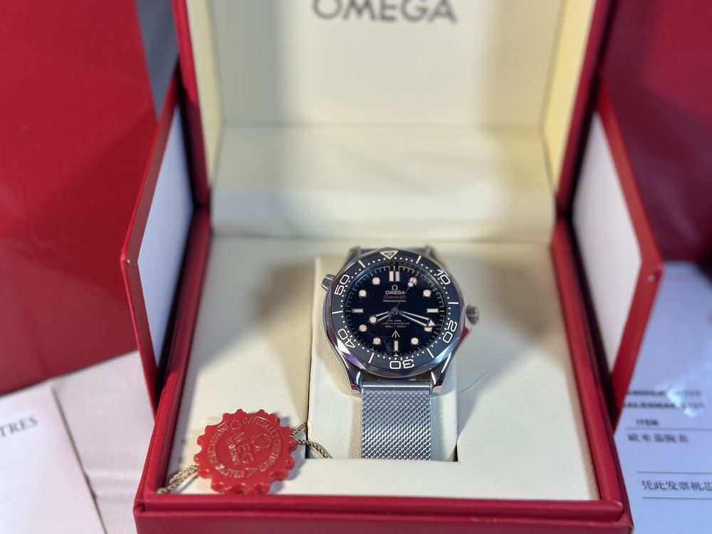 Omega Seamaster Diver 300 m “James Bond” 007