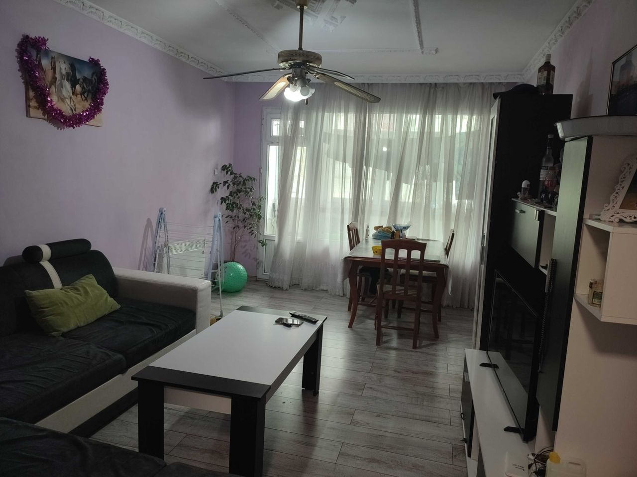 Продава се Тристаен апартамент в Търговище, Център - 80 кв.м за 1269 €/кв.м - Снимка #2